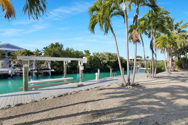 415 Sombrero Beach Road, Marathon, FL 33050