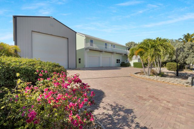 415 Sombrero Beach Road, Marathon, FL 33050