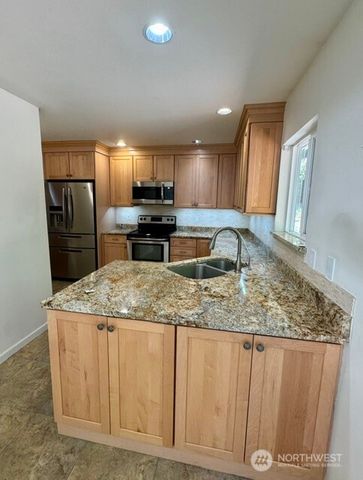 15944 NE Lemolo Shore Drive, Poulsbo, WA 98370