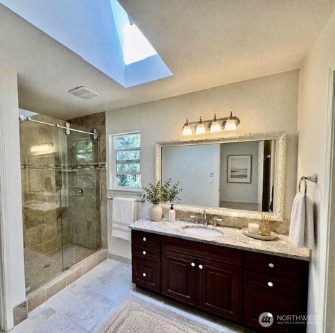 15944 NE Lemolo Shore Drive, Poulsbo, WA 98370