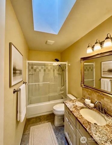 15944 NE Lemolo Shore Drive, Poulsbo, WA 98370