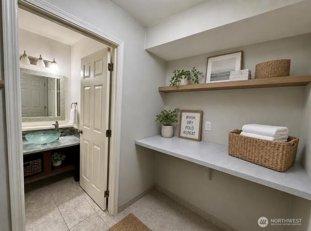 15944 NE Lemolo Shore Drive, Poulsbo, WA 98370