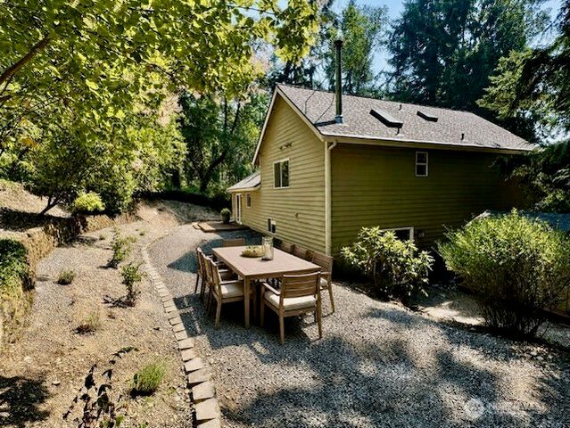 15944 NE Lemolo Shore Drive, Poulsbo, WA 98370