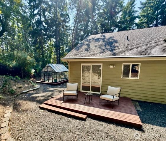 15944 NE Lemolo Shore Drive, Poulsbo, WA 98370