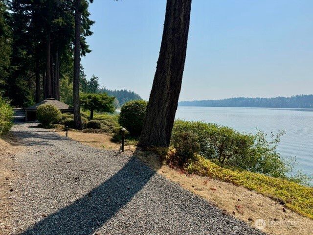 15944 NE Lemolo Shore Drive, Poulsbo, WA 98370