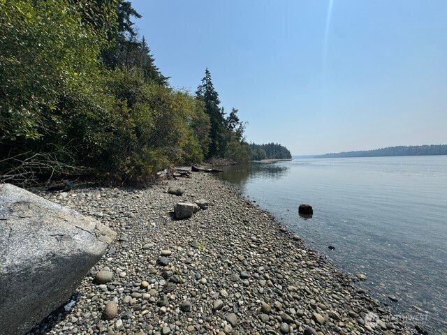 15944 NE Lemolo Shore Drive, Poulsbo, WA 98370