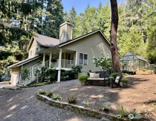 15944 NE Lemolo Shore Drive, Poulsbo, WA 98370