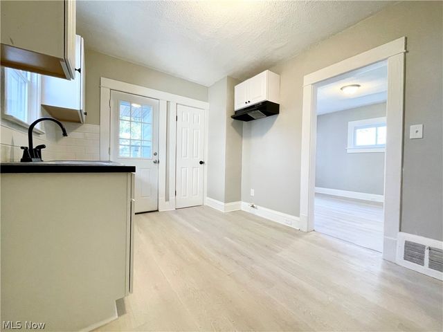 3437 W 123rd Street, Cleveland, OH 44111