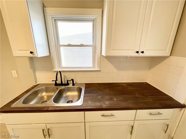 3437 W 123rd Street, Cleveland, OH 44111