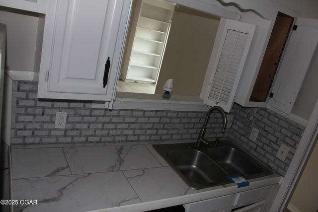 2101 Laura Circle, Joplin, MO 64801