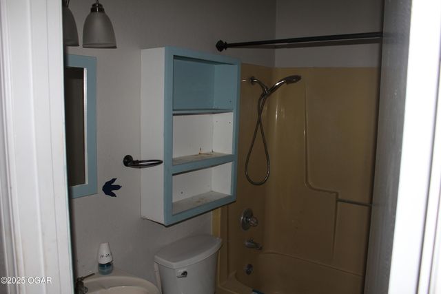 2101 Laura Circle, Joplin, MO 64801