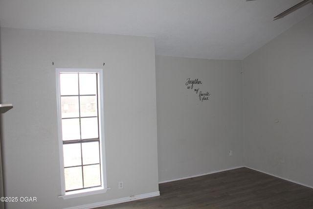 2101 Laura Circle, Joplin, MO 64801