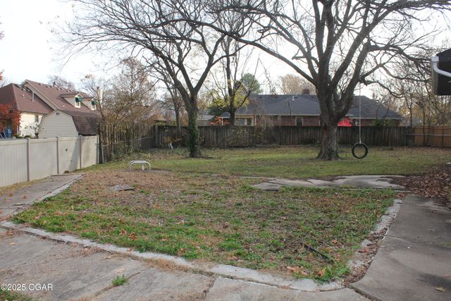 2101 Laura Circle, Joplin, MO 64801