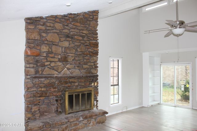 2101 Laura Circle, Joplin, MO 64801