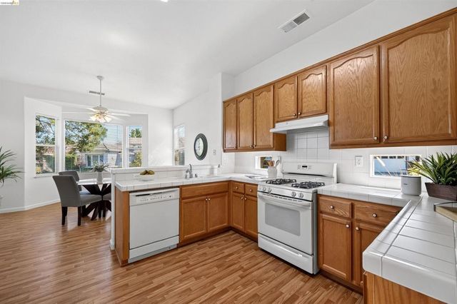 2021 Kent Dr, Brentwood, CA 94513