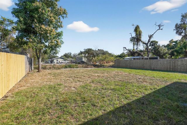 2324 5TH AVENUE DRIVE E, Palmetto, FL 34221