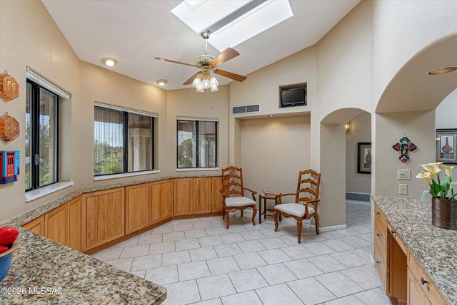 4980 N Calle Bujia, Tucson, AZ 85718
