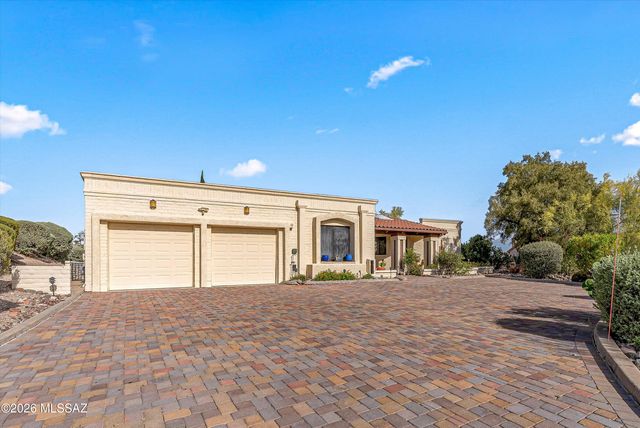 4980 N Calle Bujia, Tucson, AZ 85718