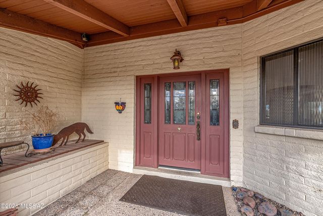 4980 N Calle Bujia, Tucson, AZ 85718