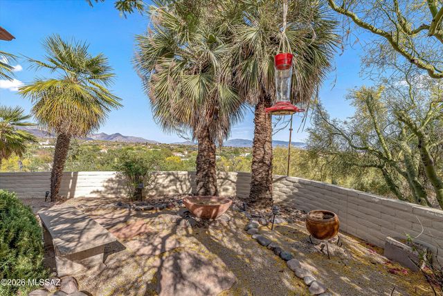 4980 N Calle Bujia, Tucson, AZ 85718