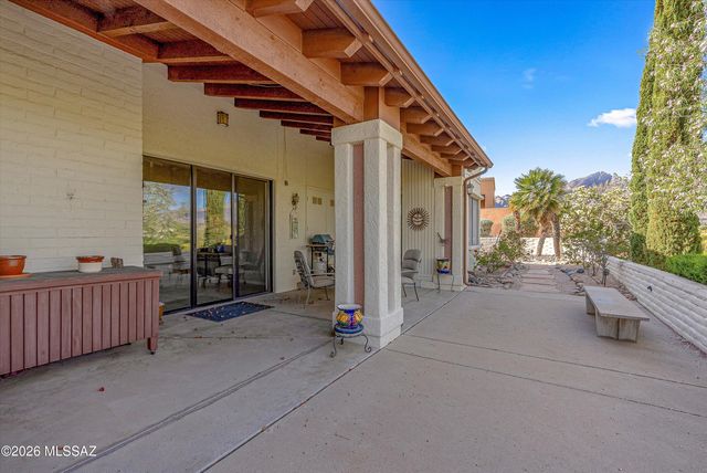 4980 N Calle Bujia, Tucson, AZ 85718