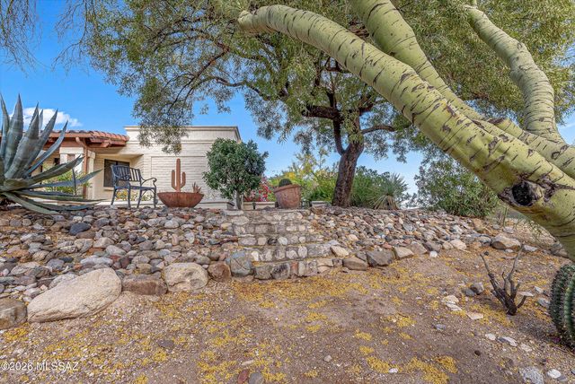 4980 N Calle Bujia, Tucson, AZ 85718