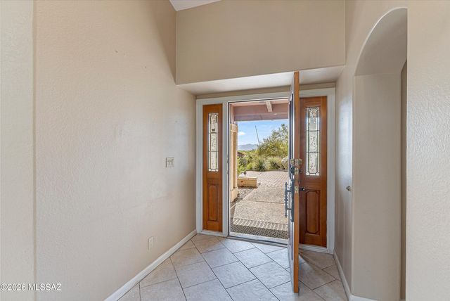 4980 N Calle Bujia, Tucson, AZ 85718