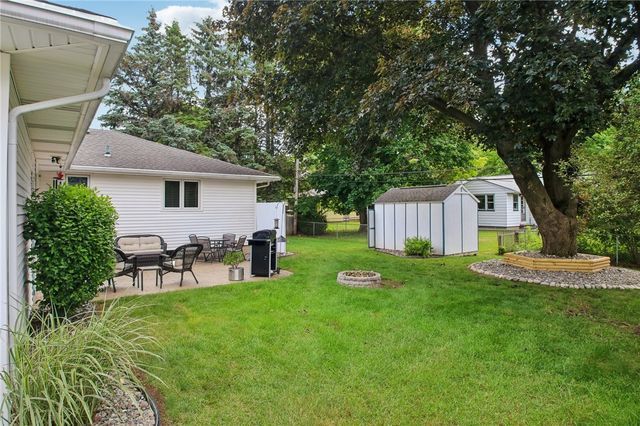 69 Plaza Drive, Irondequoit, NY 14617