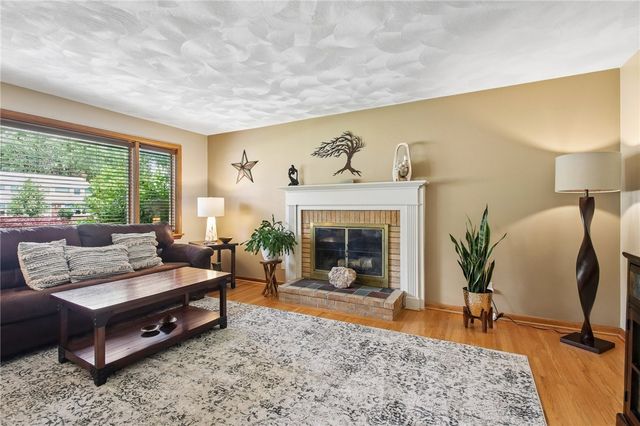 69 Plaza Drive, Irondequoit, NY 14617