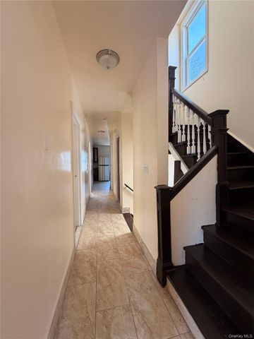 310 S 7th Avenue, Mount Vernon, NY 10550