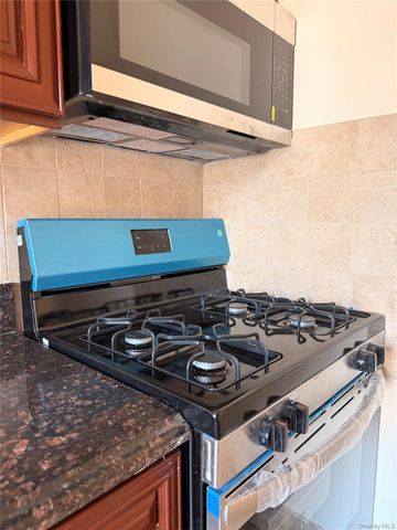 310 S 7th Avenue, Mount Vernon, NY 10550