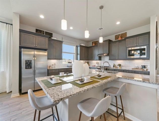 1127 Mills Cove Drive, Missouri City, TX 77459