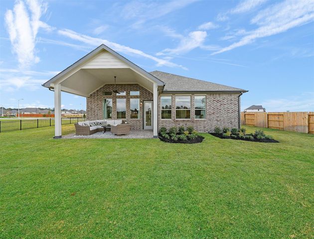 1127 Mills Cove Drive, Missouri City, TX 77459