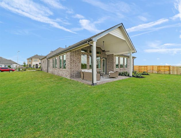 1127 Mills Cove Drive, Missouri City, TX 77459