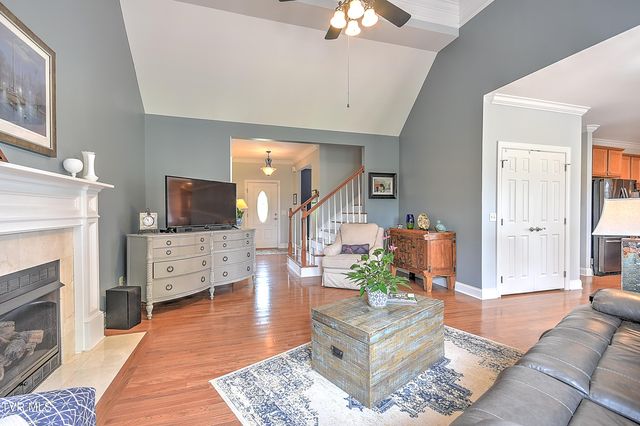 410 Grovemont Place, Piney Flats, TN 37686