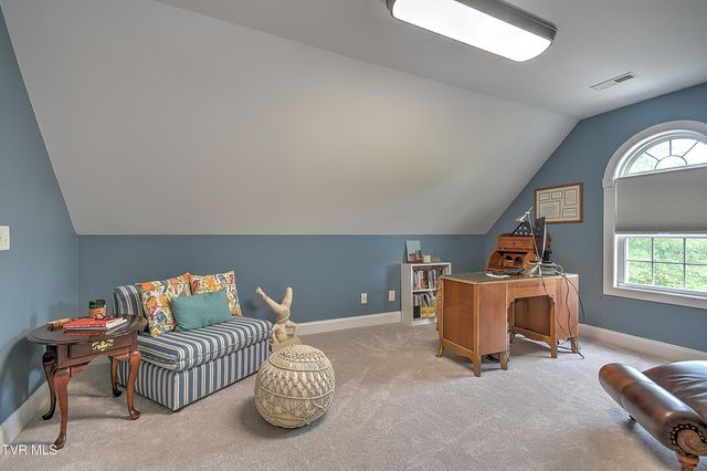 410 Grovemont Place, Piney Flats, TN 37686