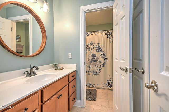 410 Grovemont Place, Piney Flats, TN 37686