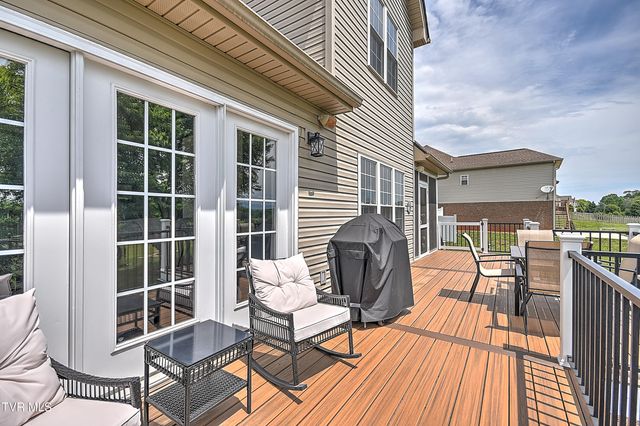410 Grovemont Place, Piney Flats, TN 37686