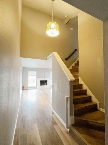 1365 Mimosa Lane, Lewisville, TX 75077