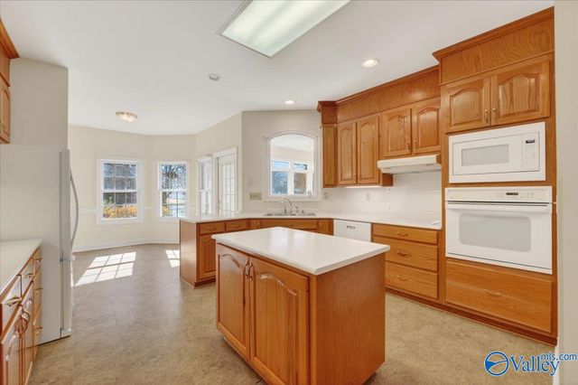 106 Villa Drive, Meridianville, AL 35759