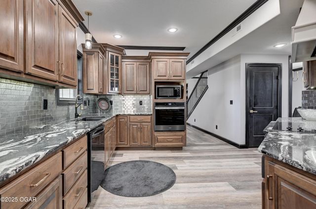 2420 Natalie Court, Joplin, MO 64801