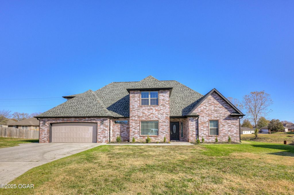 2420 Natalie Court, Joplin, MO 64801