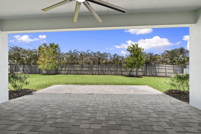 4497 SW Farmington Street, Port St. Lucie, FL 34953