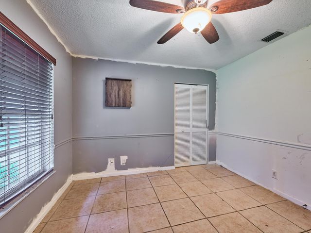 16405 90th Street N, The Acreage, FL 33470