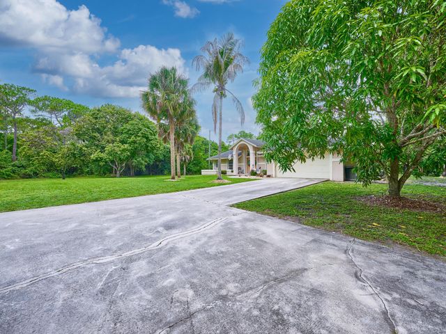 16405 90th Street N, The Acreage, FL 33470