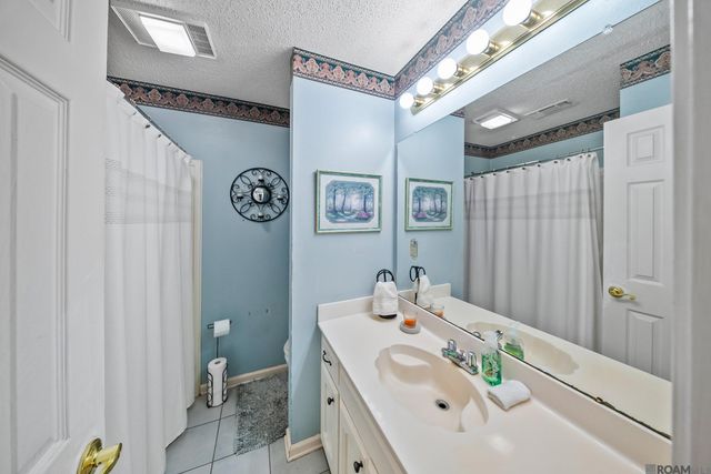 16263 N Galvez Ave, Prairieville, LA 70769