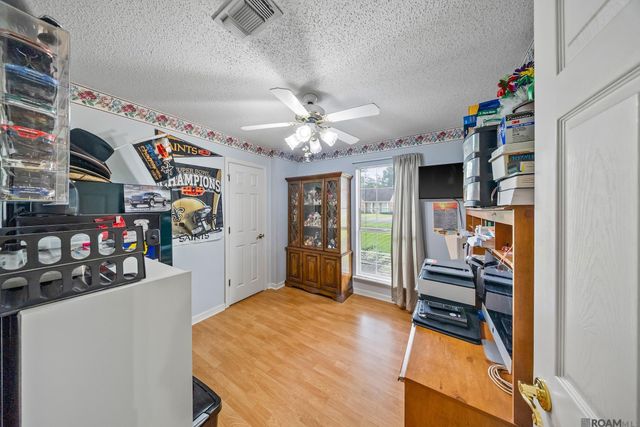 16263 N Galvez Ave, Prairieville, LA 70769