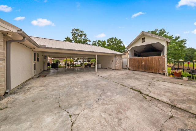 16263 N Galvez Ave, Prairieville, LA 70769