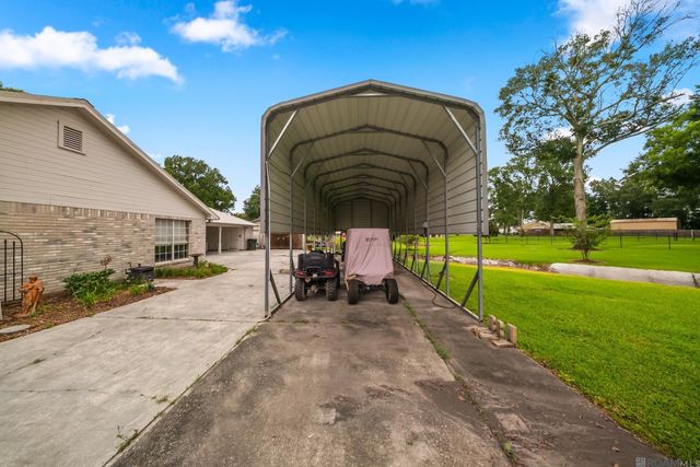 16263 N Galvez Ave, Prairieville, LA 70769