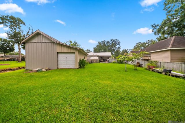16263 N Galvez Ave, Prairieville, LA 70769